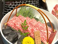 -山川小町·极番烧肉(新地假日广场店)