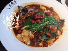 葱焖鱼头-上名堂·鱼头好吃(体育场路店)
