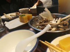 -亿诣蝎府炸酱面羊蝎子火锅(酷车小镇店)