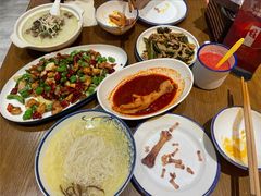 鸡汤银丝面-二孃鸡爪爪(东风路总店)