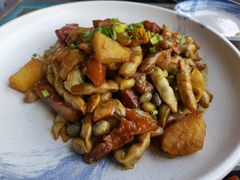 红烧肉炖黄金勾-95号酱骨·一块豆腐(展春园西路店)