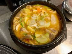 -韩聚屋韩国烤肉餐厅(新北万达店)