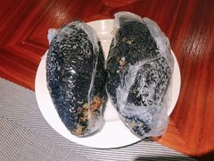 乌米饭团-芳婆糕团店(王府大街店)