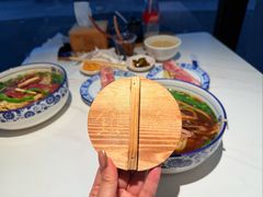 -镇南锅盖面馆(解放路店)