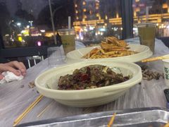 -小民大排档(光谷店)