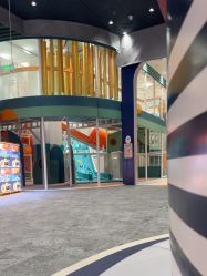 -奈尔宝家庭中心·亲子餐厅(鄞州万达店)