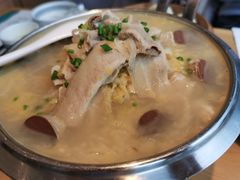 杀猪烩菜-天怡興·百年蒸饺(中心书城店)