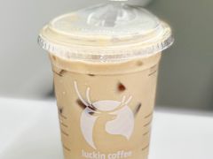 -瑞幸咖啡(卓越前海INTOWN店)