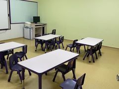 -瑞思少儿中心·少儿英语素养启蒙(勒泰直营校区)