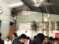 大堂-海口滨海新村143号海南老字号炒菜店