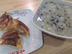 招牌锅贴-哈贵锅贴(复兴南街店)