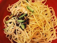 鸡丝凉面-龙抄手(春熙路总店)