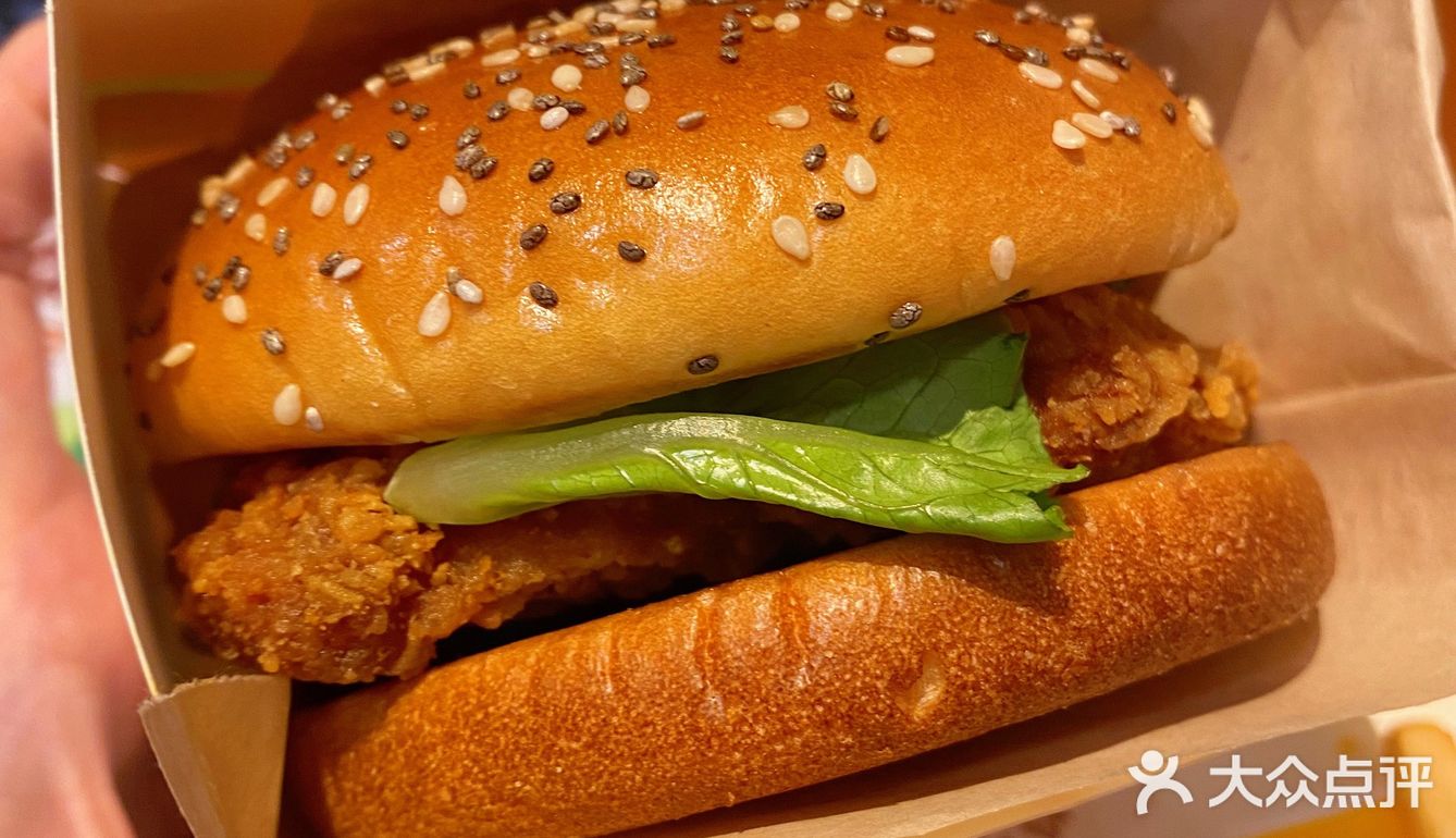 听得到声音的清脆美味🍔😋
