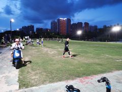 -金鸡岭桥头公园
