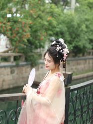 -一揽芳华汉服旗袍体验馆(拙政园店)
