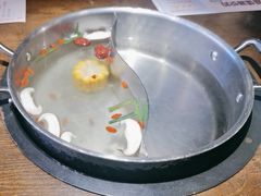 -呷哺呷哺 小火锅 (浦东新欧尚超市店)