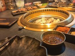 -铭牛烧肉·和牛海鲜自助(高新月牙湖店)
