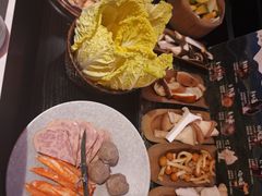 -芸山季·云南野生菌火锅(人民广场来福士店)