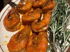 西班牙蒜香油爆虾-ZAFFERANO西班牙海鲜饭(上海首店)