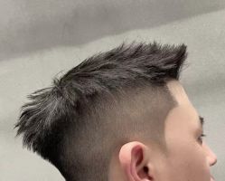 -尼特斯男士发型馆