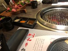 -赤坂亭·M9和牛烧肉(南京江南虹悦城店)