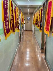 -苗医生专业祛痘·皮肤管理