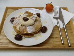 咖啡栗子奶油松饼-W Coffee(船板巷店)