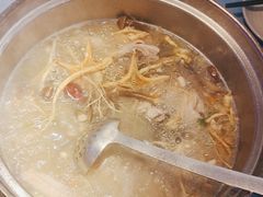 -千岛蚝高压锅生蚝·人参火锅(白云万达店)