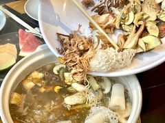 -黔蘑菇四季餐厅(观山湖店)