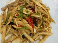 -万佛湖许老大铁锅鱼(黑金冠店)