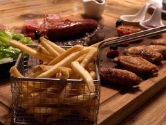 -火车头法国西餐厅