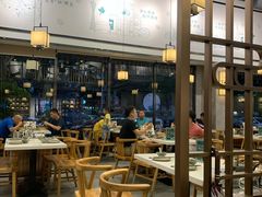 -乜都得港式茶楼(天贵路店)