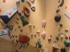 -Upper Climbing Gym 攀岩(华侨城店)