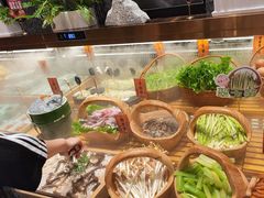-一绪に和牛寿喜烧(罗湖益田假日店)