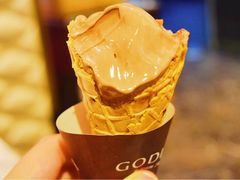 巧克力软冰淇淋-GODIVA(港汇恒隆广场)
