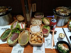 -独食火锅·半米屋台(直营总店)
