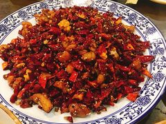 -黄桷树曹家私房菜(江与城店)