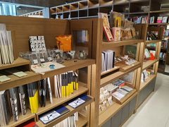 -茑屋书店(天目里店)