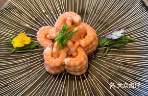 Lotus Shrimp Cups