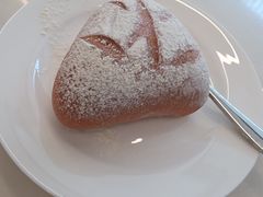 -上海宝宁宝马4S店