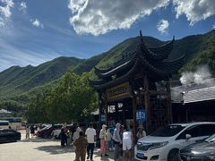 -安吉龙王山峡谷漂流