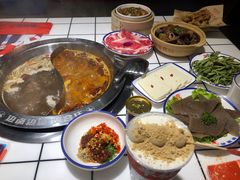 -贤合庄卤味火锅(勒泰中心店)