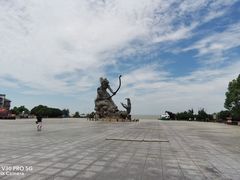 -巴陵广场