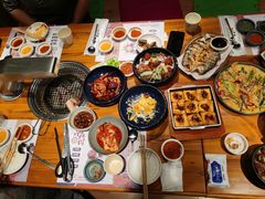 -草家酱蟹炭火烤肉店(珲春南路一店)