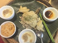 竹筛捞起灵芝鸡-园林美食城·本土农家菜(杨和镇店)