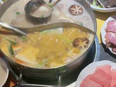 -四季喧黔味豆米火锅(万达广场店)