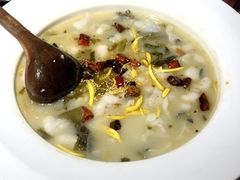 能喝汤的酸菜鱼-胡马八破·川菜小馆(高新万达店)