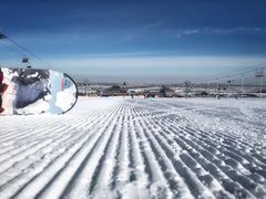 -丝绸之路山地度假区滑雪场