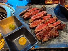 现切肩胛牛排-老乾杯和牛烧肉(王府中环店)