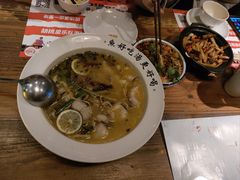 -胡桃里民谣酒馆
